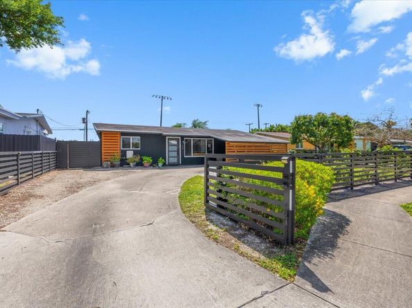 1716 SW 43rd Avenue, Fort Lauderdale FL 33317