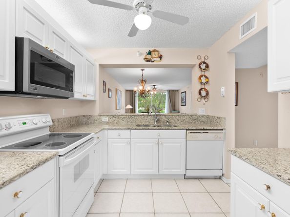 7763 Southampton Ter 215, Tamarac FL 33321