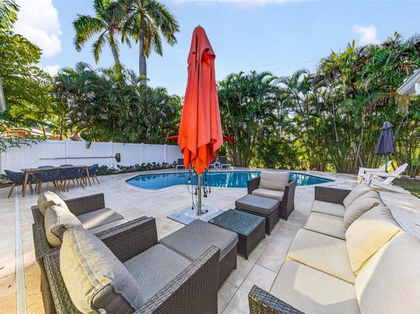 1959 SE 25th Avenue, Fort Lauderdale FL 33316