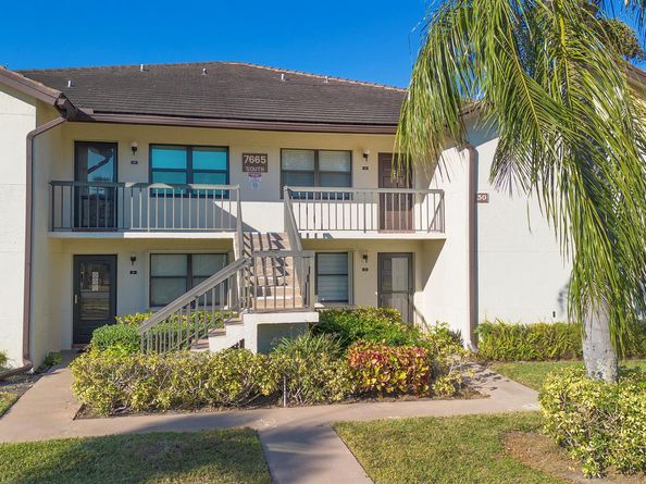 7665 Tahiti Lane 102, Lake Worth FL 33467