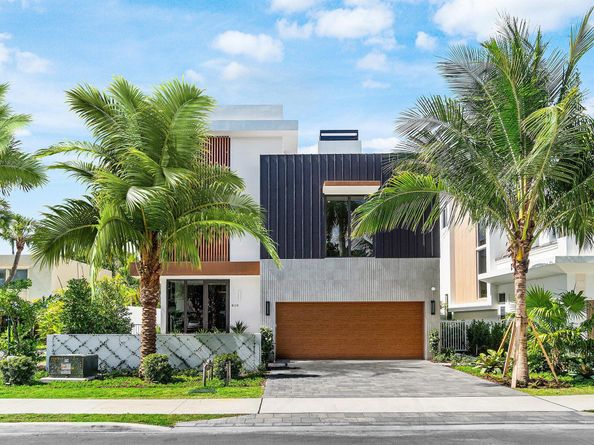 810 Palm Trail, Delray Beach FL 33483