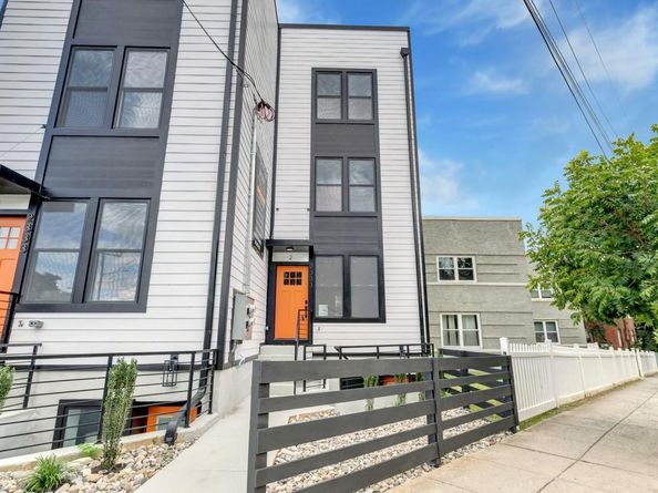 2333 Fairlawn Avenue SE 2, Washington DC 20020