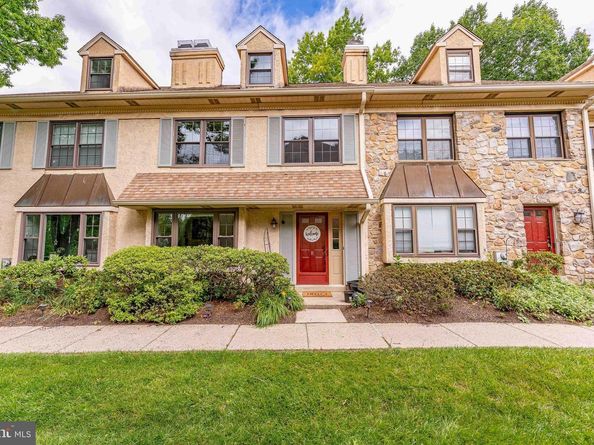 11 Chateau Circle, Chesterbrook PA 19087