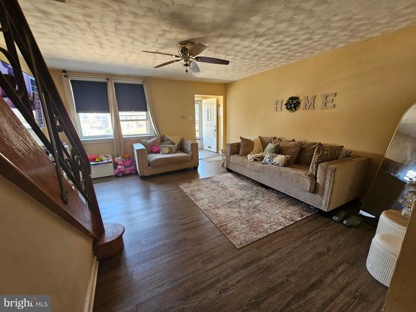7254 Calvert Street, Philadelphia PA 19149