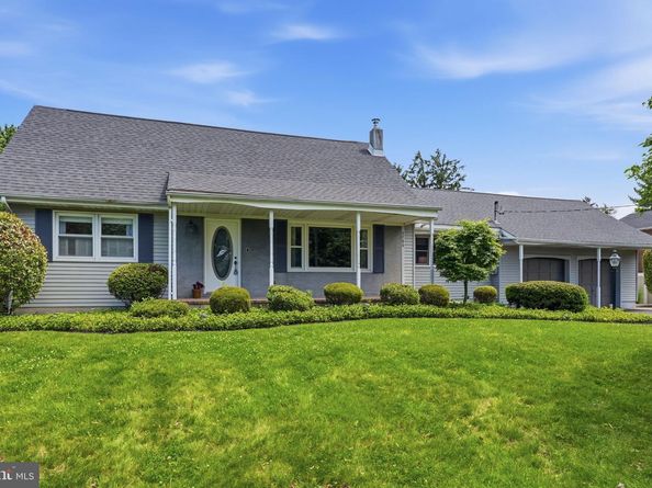 5986 Washington Lane, Bensalem PA 19020