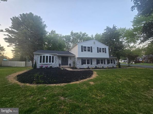 107 Cypress Circle, Richboro PA 18954