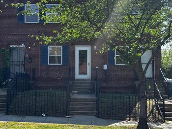 11 Halley Place SE