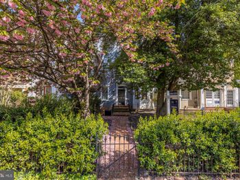 228 East Capitol Street NE