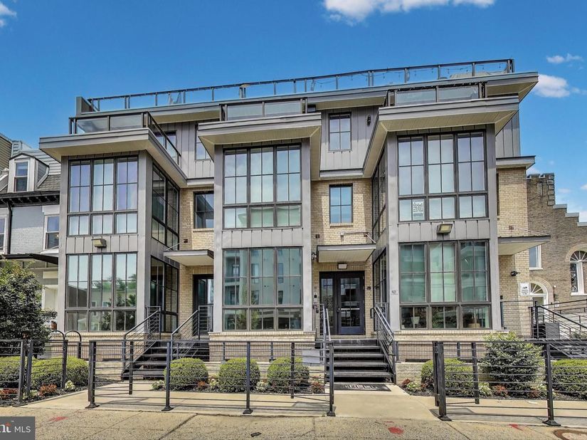 625 Park Road NW 206, Washington DC 20010