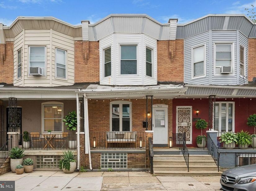 5622 Walton Avenue, Philadelphia PA 19143