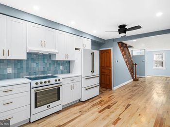 1152 S 15TH Street