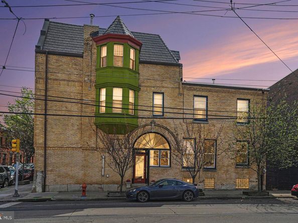 894 N 25TH Street, Philadelphia PA 19130