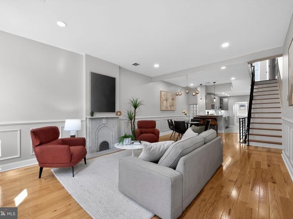 2303 Saint Albans Street, Philadelphia PA 19146