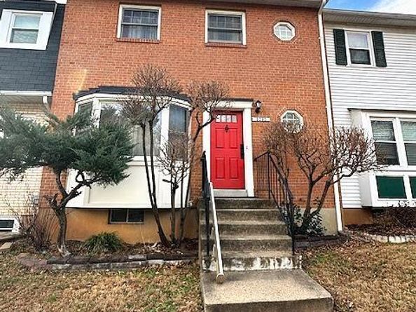 3090 White Birch Court, Fairfax VA 22031