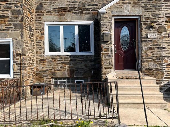 7302 Sherwood Road, Philadelphia PA 19151