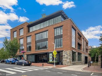 1055 Wisconsin Avenue NW