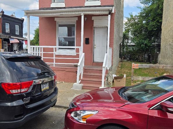 2001 S Avondale Street, Philadelphia PA 19142