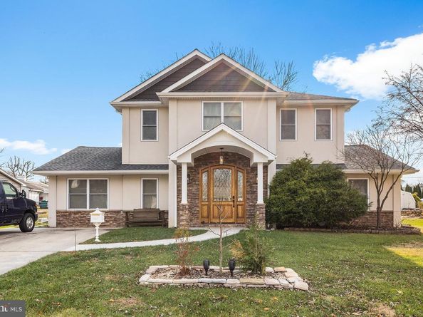 118 Blough Road, Fairless Hills PA 19030