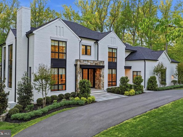 938 Saigon Road, Mclean VA 22102