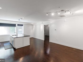 2360 Champlain Street NW