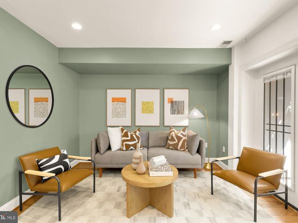 2432 Ontario Road NW 1, Washington DC 20009