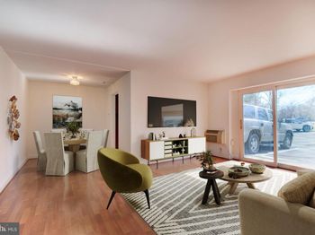 7630 Tomlinson Avenue