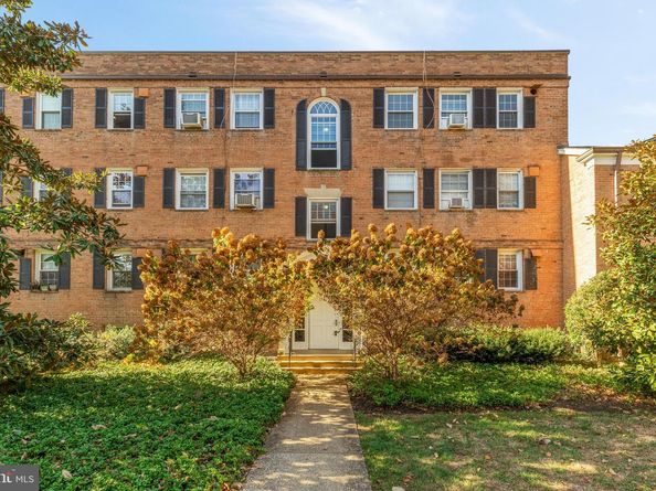 5010 Columbia Pike 6, Arlington VA 22204