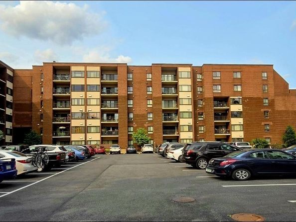 5100 Convent Lane 510, Philadelphia PA 19114