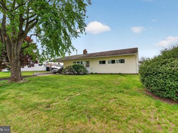 2 Silver Birch Lane