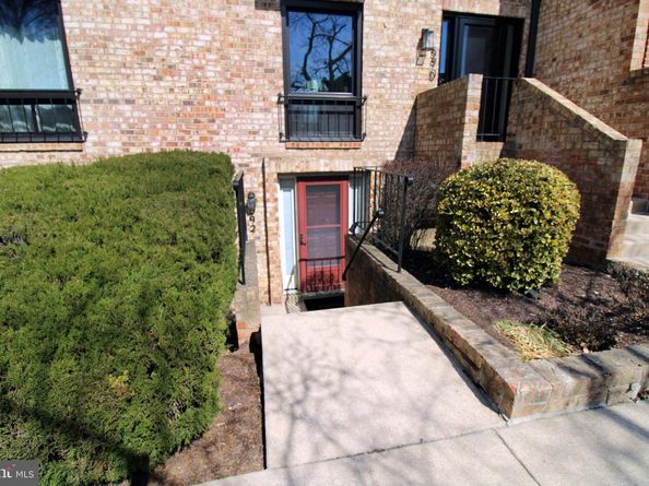 592 Brummel Court NW 592, Washington DC 20012