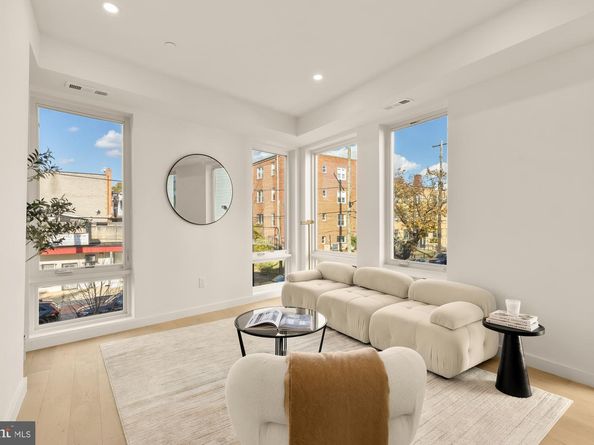 30 Kennedy Street NW 12, Washington DC 20011