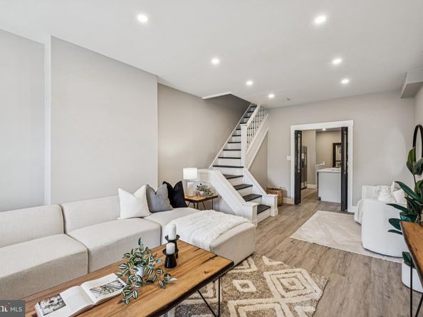 333 W Hansberry, Philadelphia PA 19144