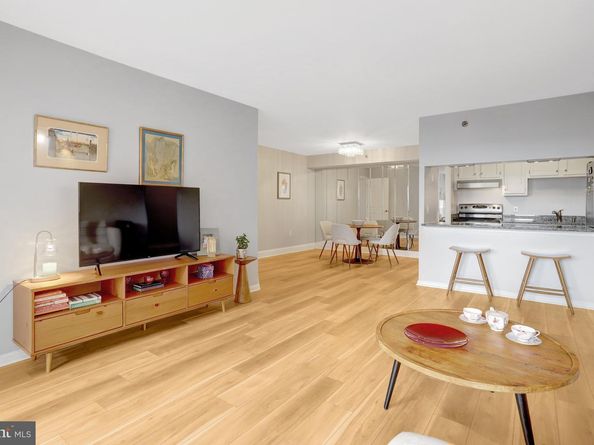 1301 N Courthouse Road 1108, Arlington VA 22201