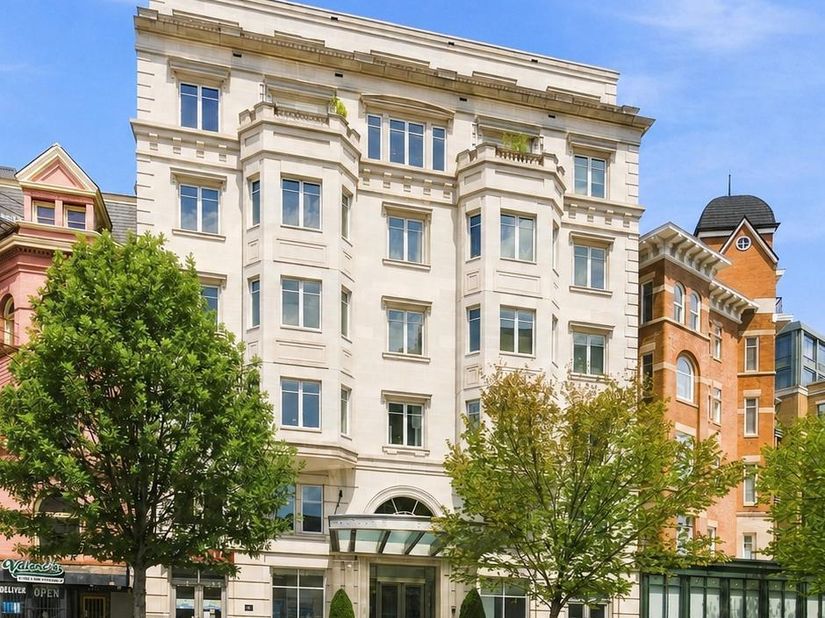 2501 Pennsylvania Avenue NW 5C, Washington DC 20037