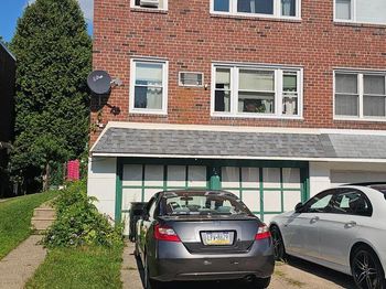 205 Lockart Terrace