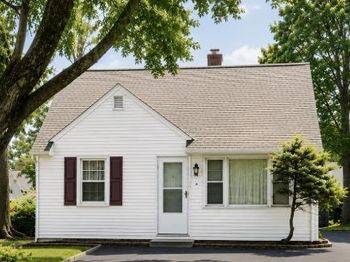 2666 W Moreland Road