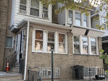 918 Bridge Street