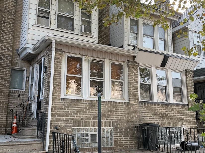 918 Bridge Street, Philadelphia PA 19124