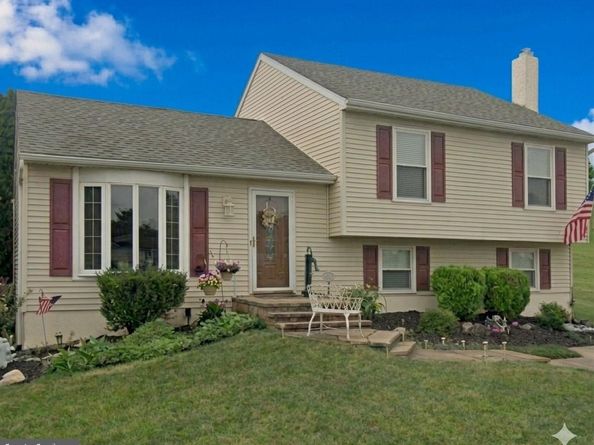 129 Independence Drive, Morrisville PA 19067