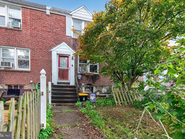 832 4TH Avenue, Bristol PA 19007