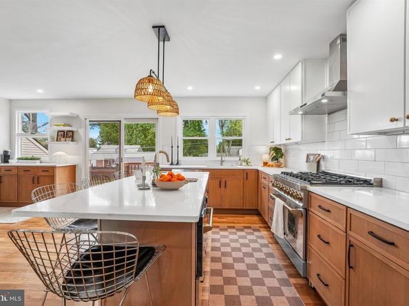 821 Coopertown Road, Haverford PA 19041