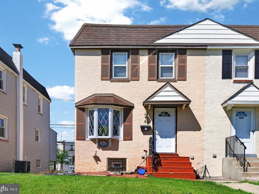48 Foster Avenue, Sharon Hill PA 19079