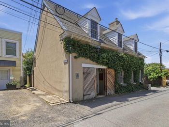 10 Irving Court