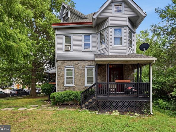 503 Chester Pike, Sharon Hill PA 19079