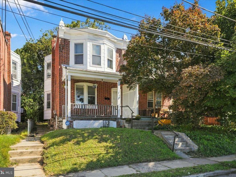 209 Rhodes Avenue, Collingdale PA 19023