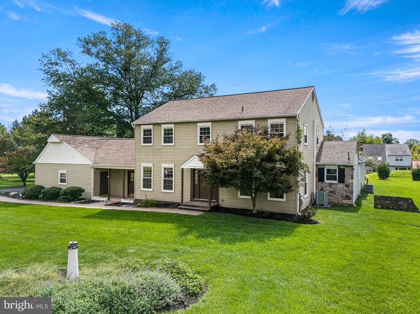 113 Glenwood Drive, Washington Crossing PA 18977