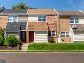 1437 Atterbury Way