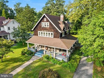 239 Kenyon Avenue
