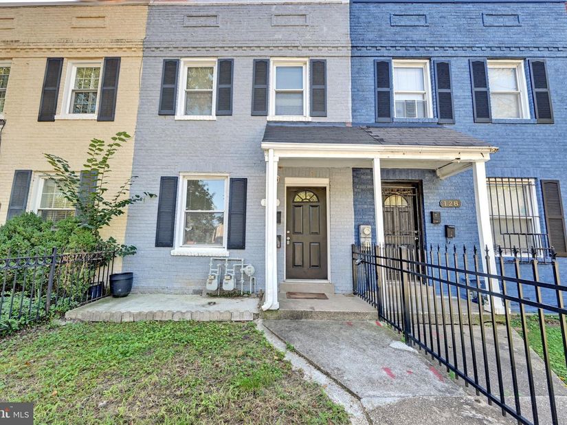 126 O Street SW, Washington DC 20024