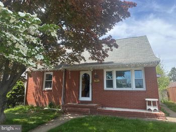 320 Barclay Avenue